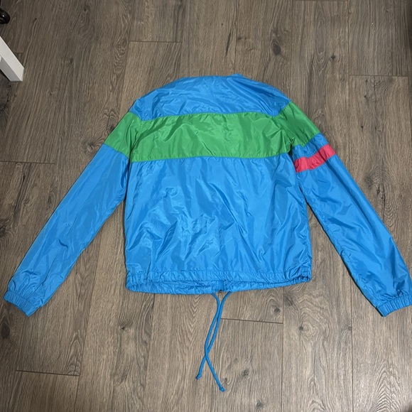 AEO Women’s Windbreaker/Raincoat - Picture 3 of 3